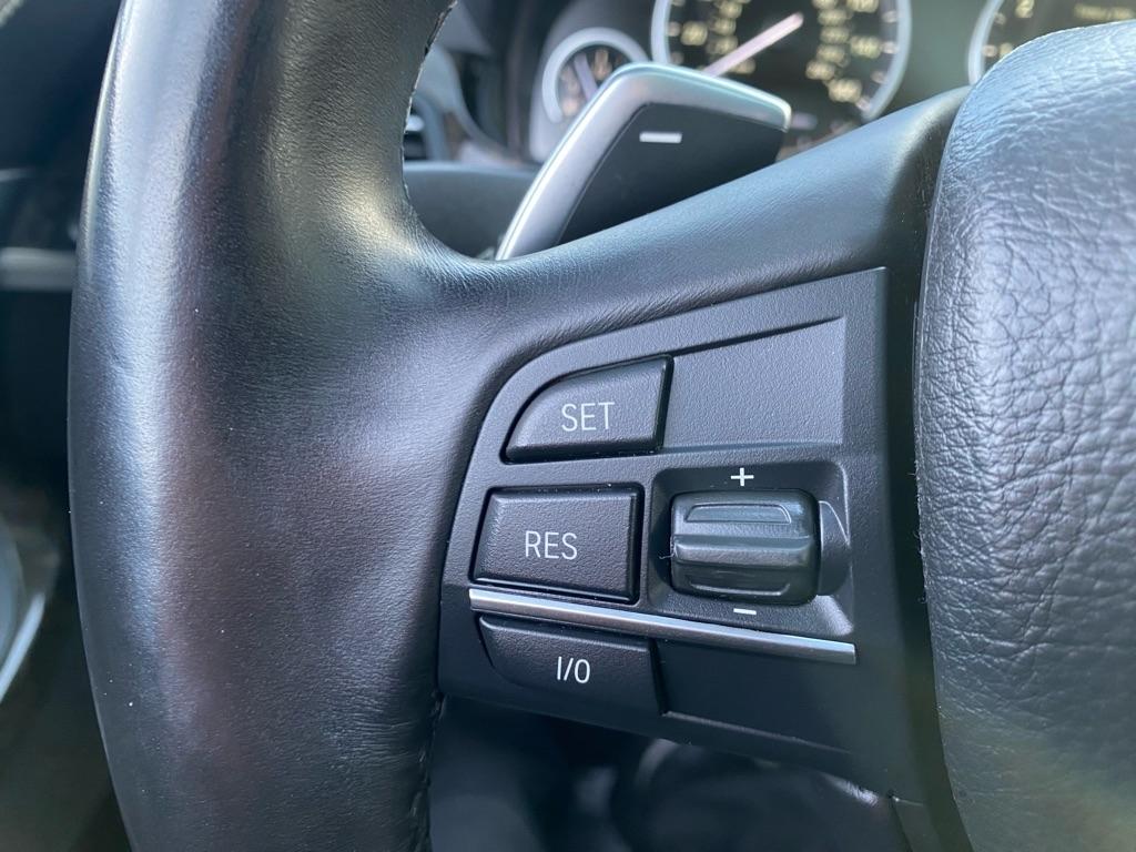 BMW 6-Series 650xi Coupe 2013