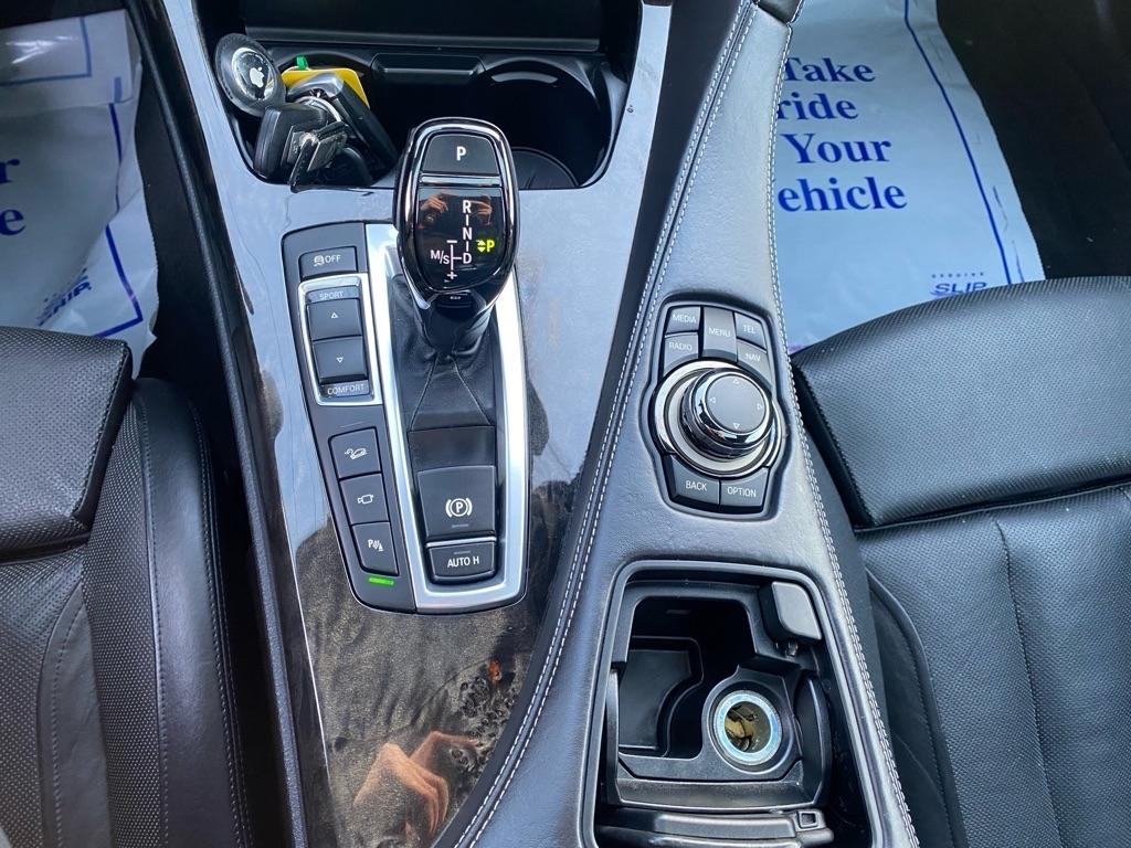 BMW 6-Series 650xi Coupe 2013