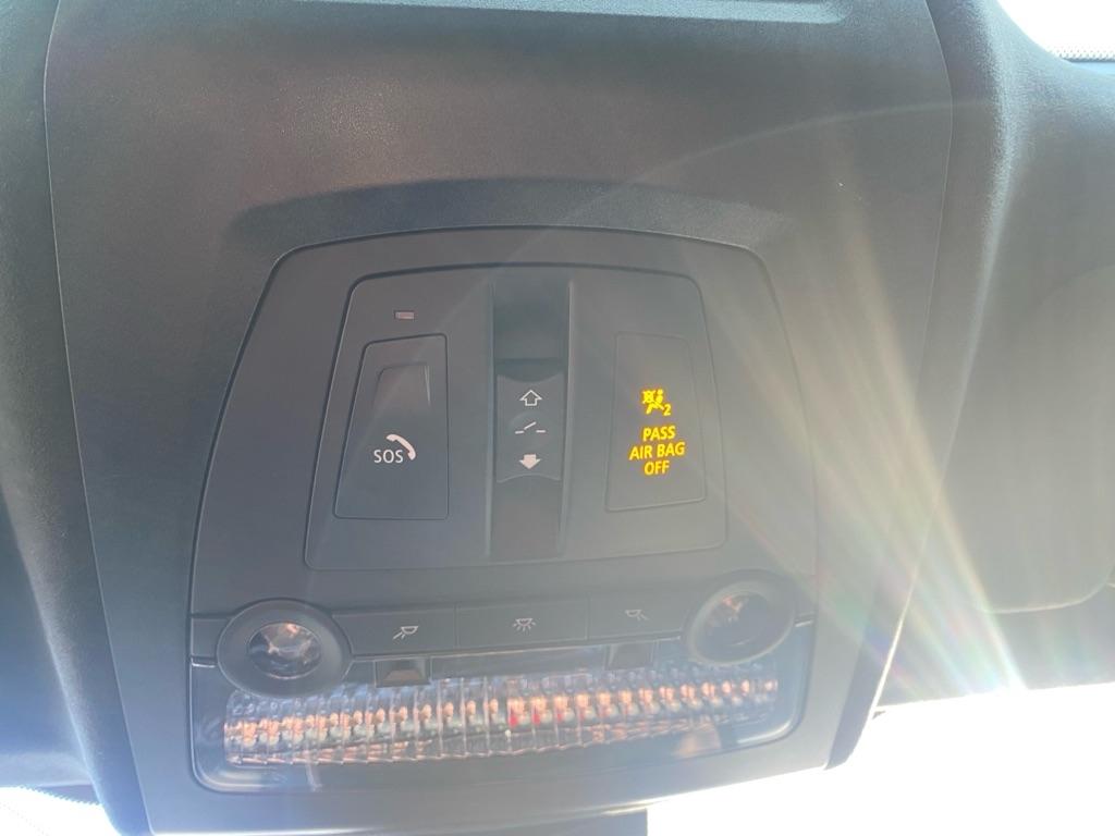 BMW 6-Series 650xi Coupe 2013