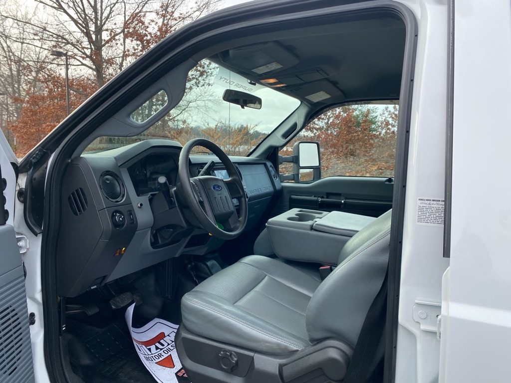 Ford F-350 SD King Ranch Crew Cab 4WD 2014