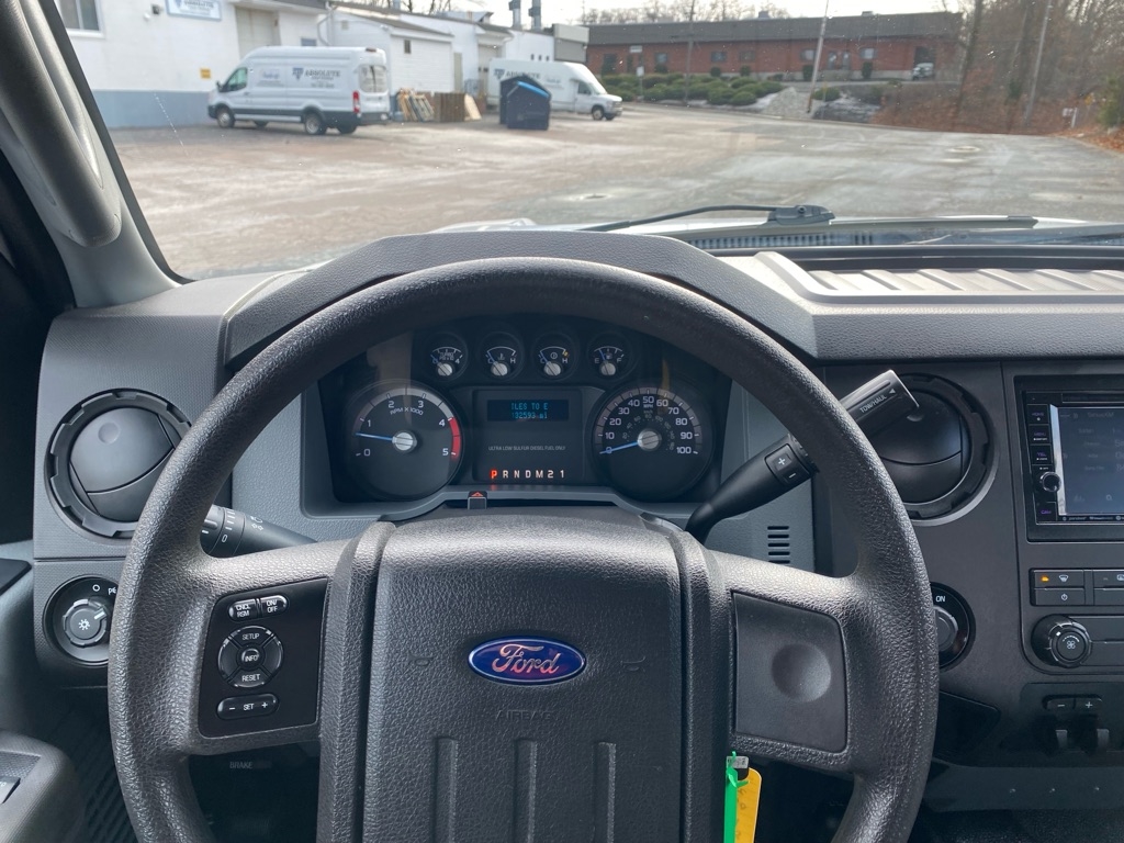 Ford F-350 SD King Ranch Crew Cab 4WD 2014