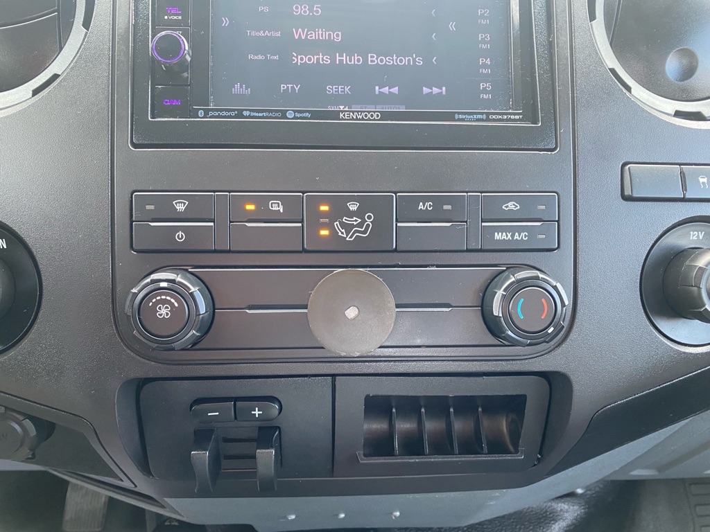 Ford F-350 SD King Ranch Crew Cab 4WD 2014