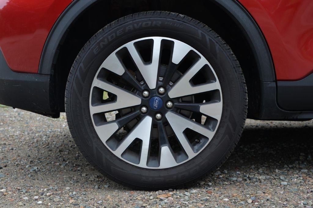 2020 Ford Escape SEL - Photo 17