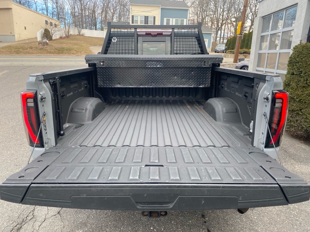 GMC Sierra 2500HD AT4 Crew Cab 4WD 2024