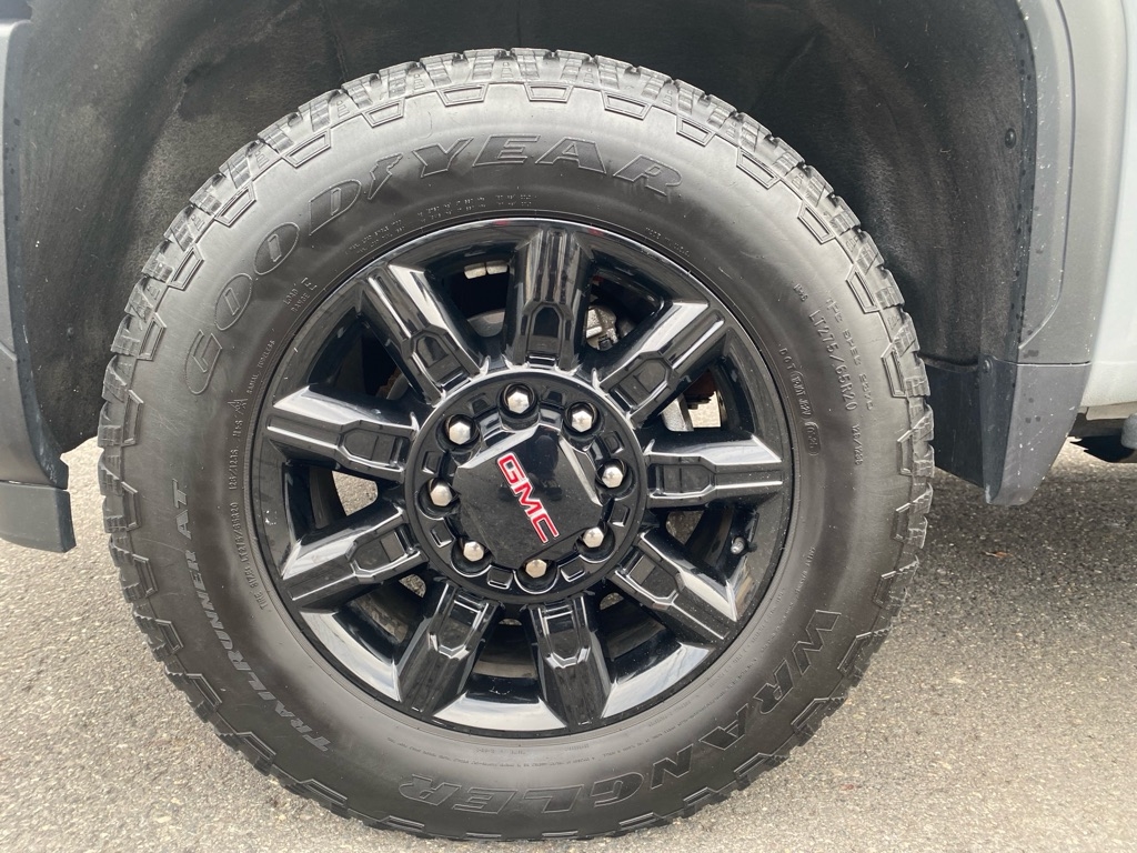 GMC Sierra 2500HD AT4 Crew Cab 4WD 2024