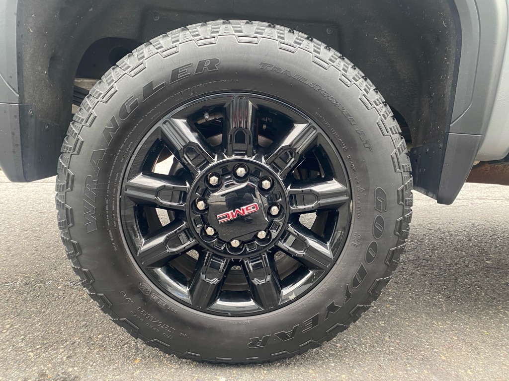 GMC Sierra 2500HD AT4 Crew Cab 4WD 2024