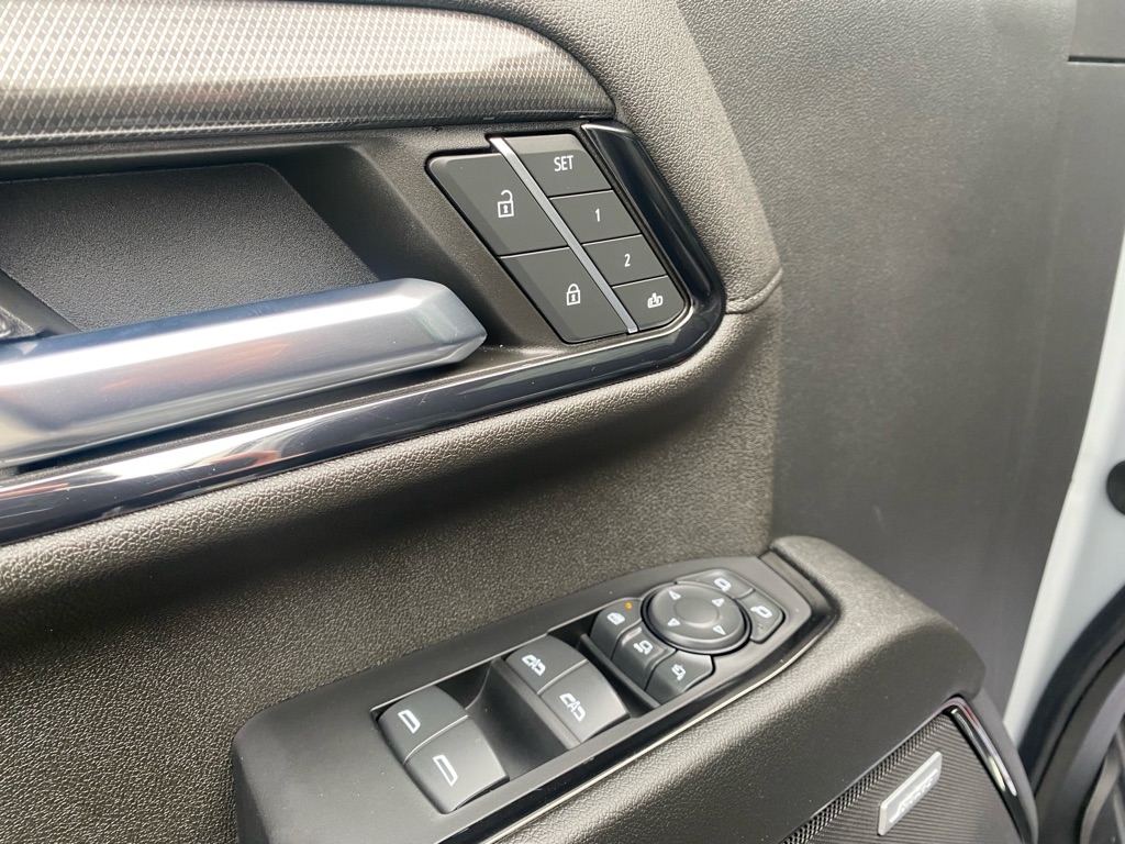 GMC Sierra 2500HD AT4 Crew Cab 4WD 2024