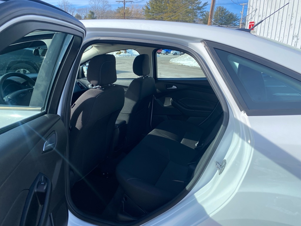 Ford Focus SE Sedan 2018