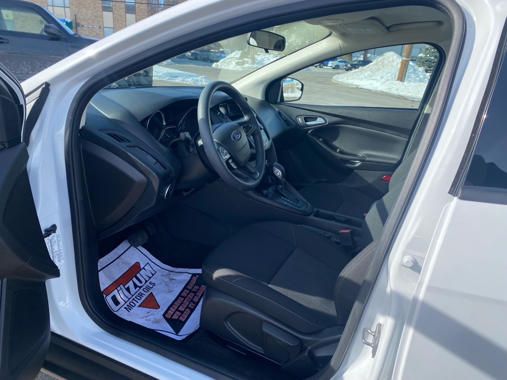 Ford Focus SE Sedan 2018