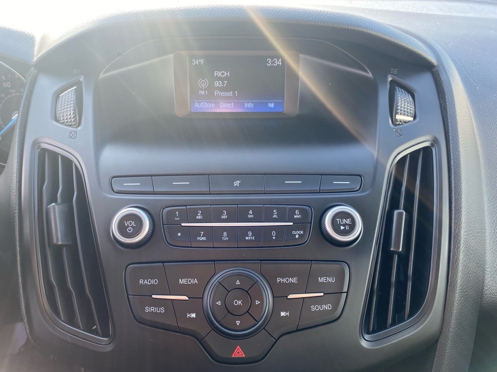 Ford Focus SE Sedan 2018