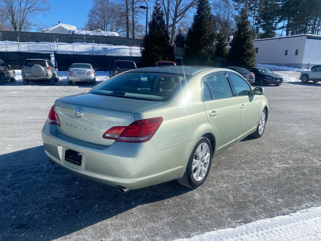 Toyota Avalon XLS 2008