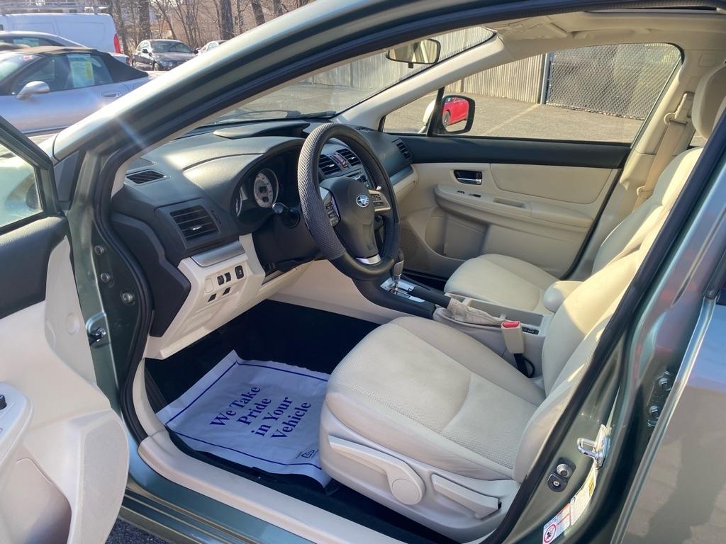 Subaru Impreza Premium Plus 4-Door+S/R 2014