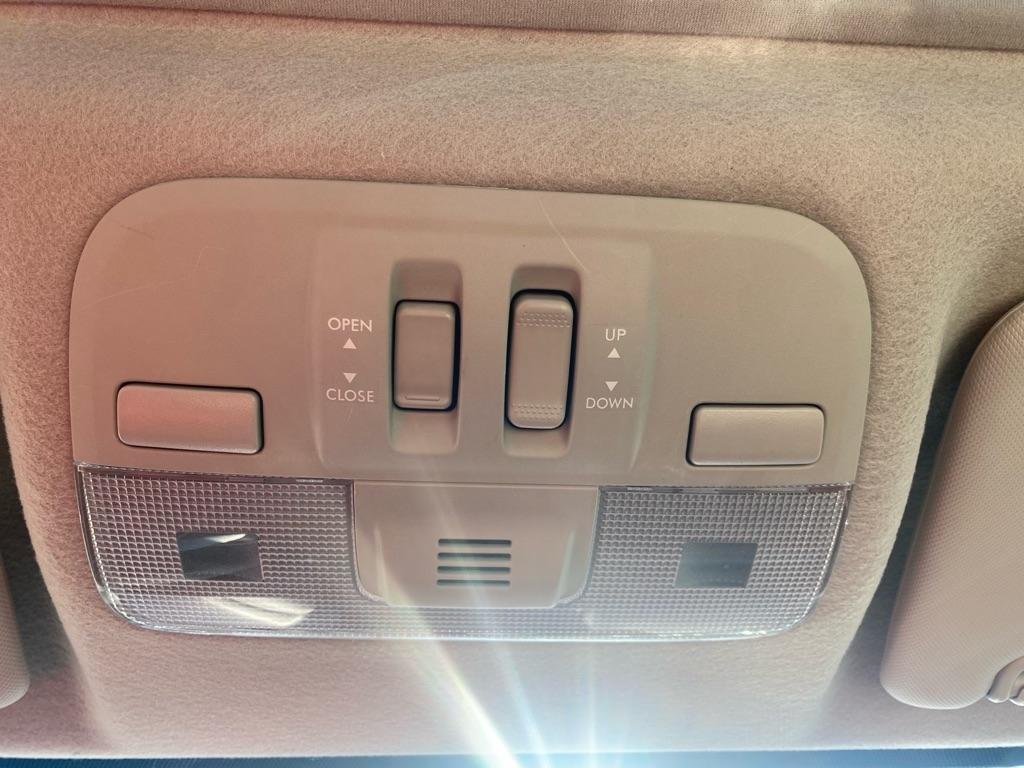 Subaru Impreza Premium Plus 4-Door+S/R 2014