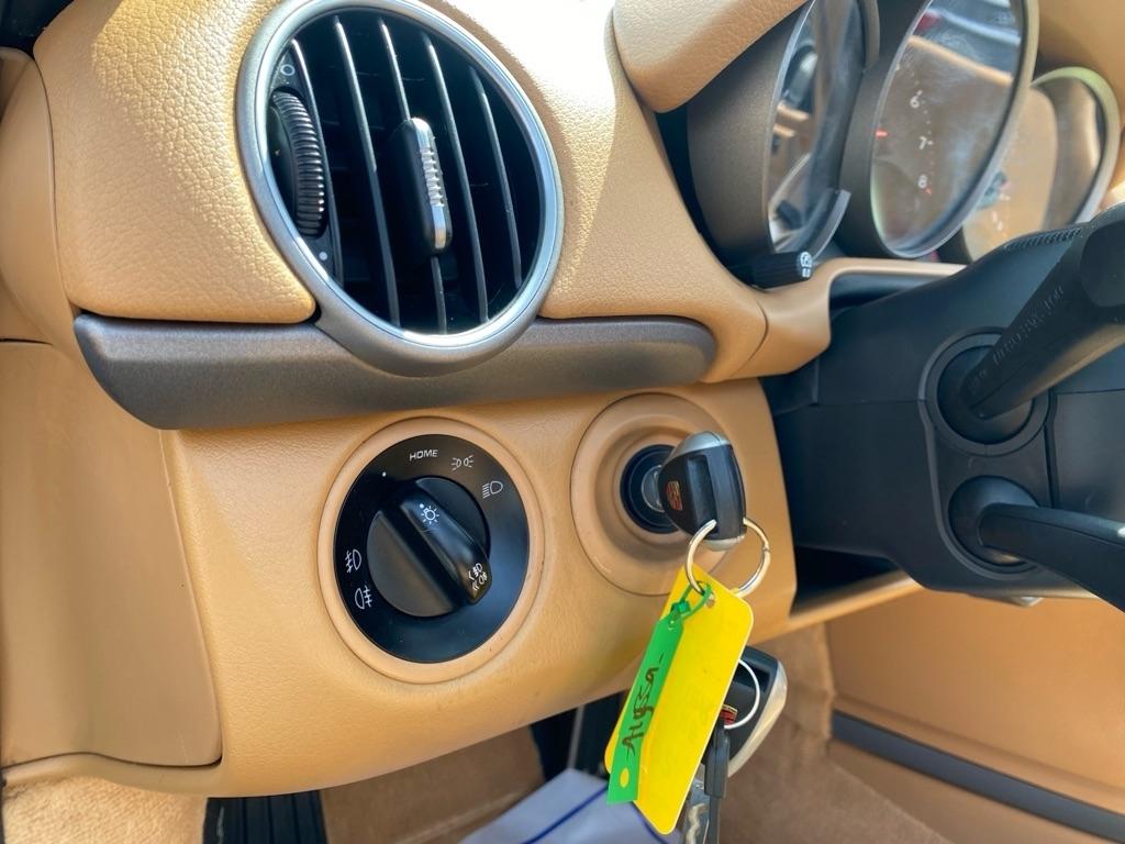 Porsche Boxster Base 2006