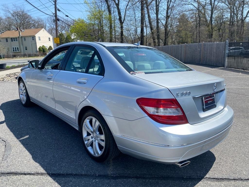 Mercedes-Benz C-Class C300 4MATIC Luxury Sedan 2009