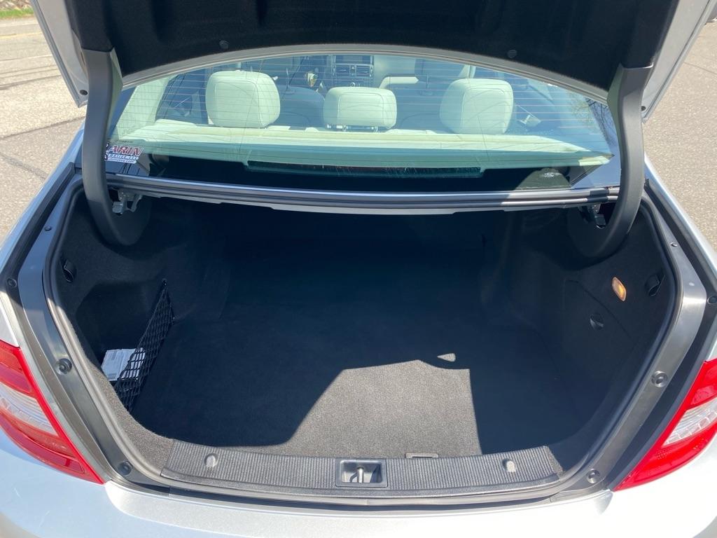 Mercedes-Benz C-Class C300 4MATIC Luxury Sedan 2009
