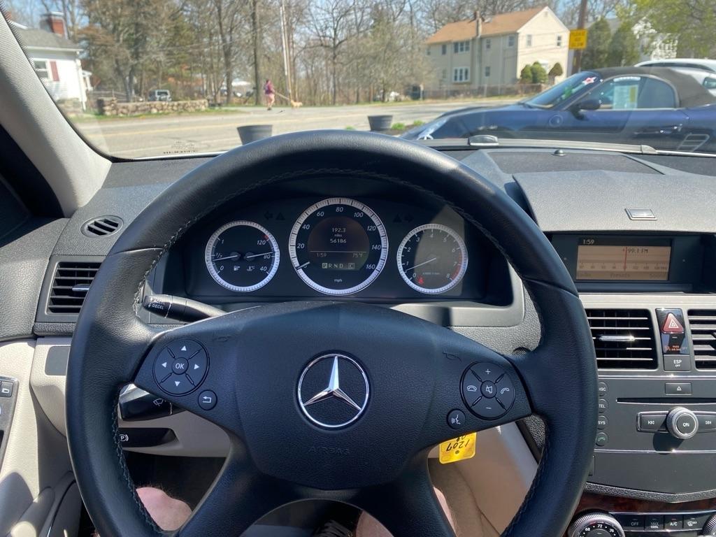 Mercedes-Benz C-Class C300 4MATIC Luxury Sedan 2009