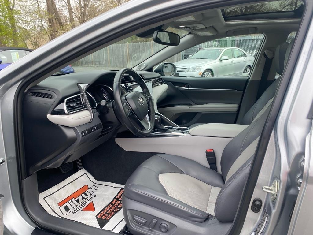 Toyota Camry XLE 2020