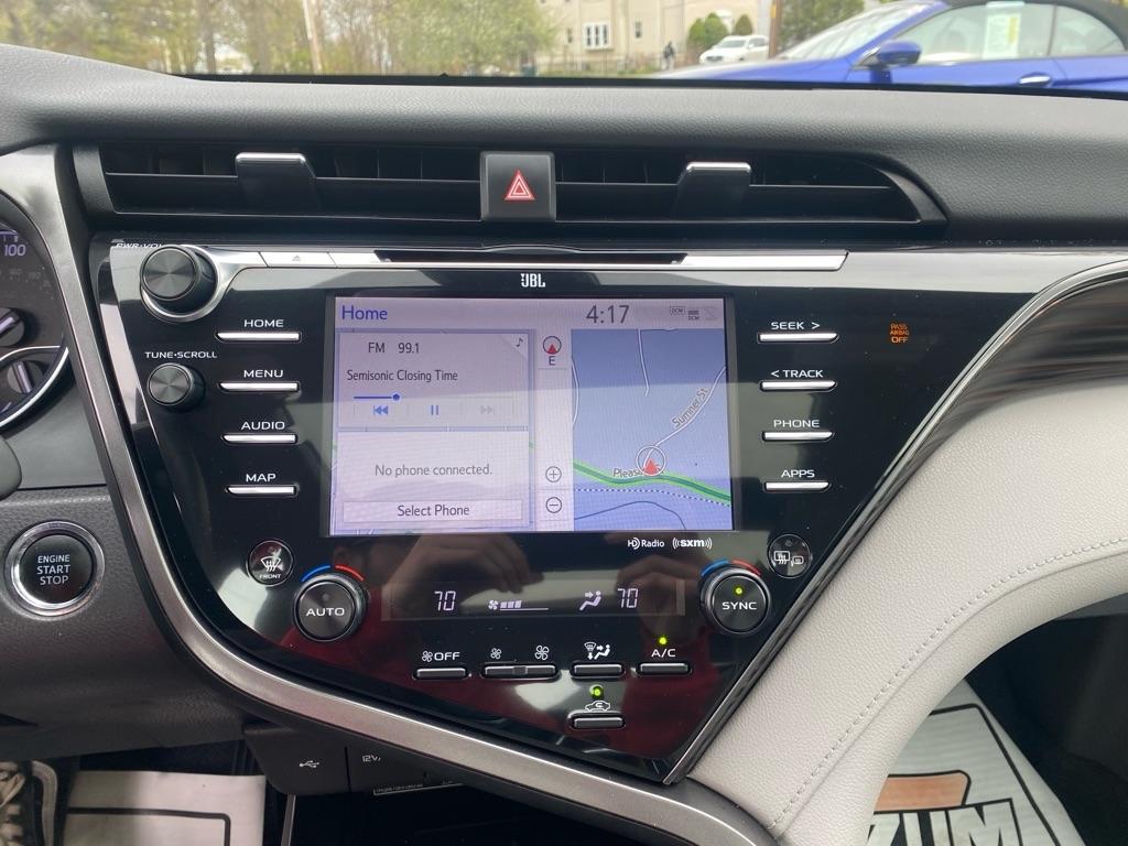 Toyota Camry XLE 2020