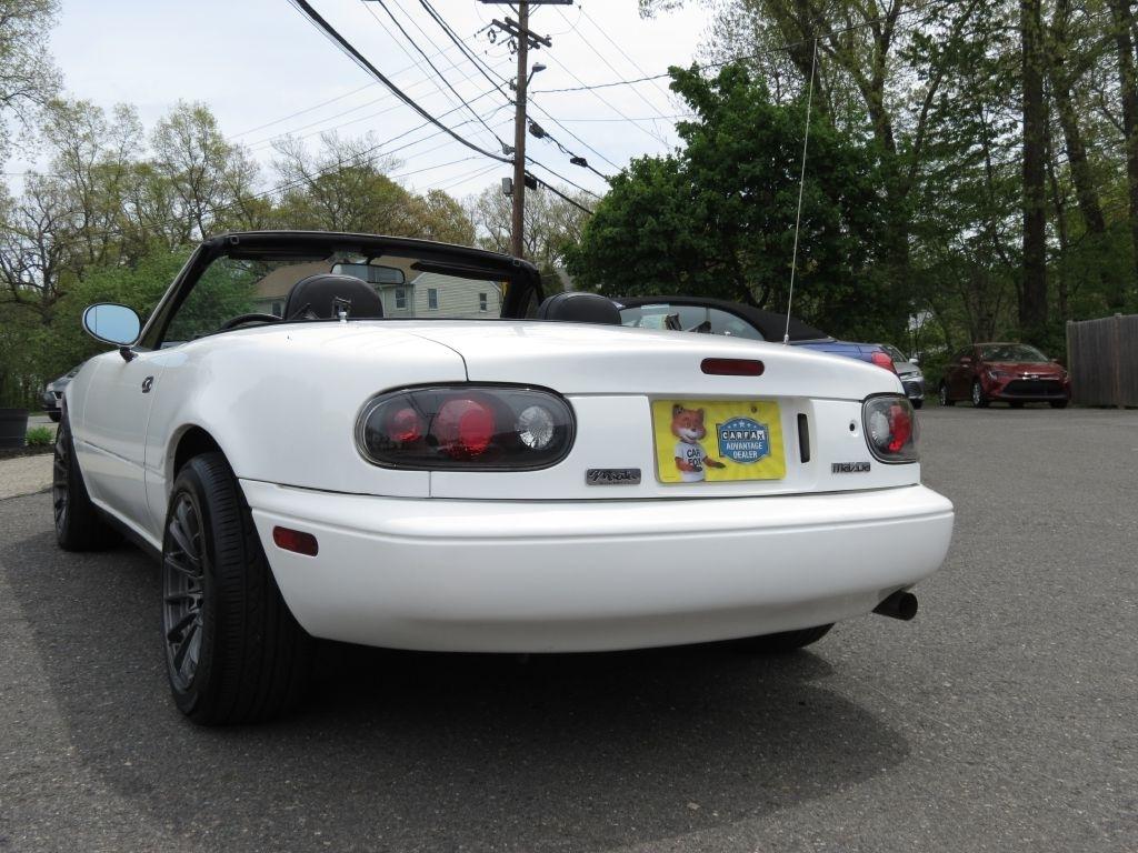 Mazda MX-5 Miata Base 1990