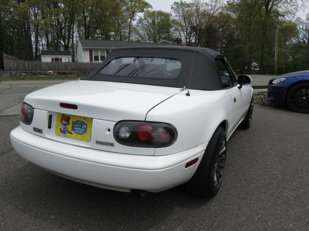 Mazda MX-5 Miata Base 1990