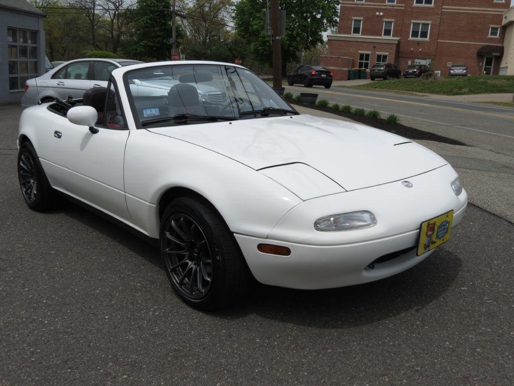 Mazda MX-5 Miata Base 1990