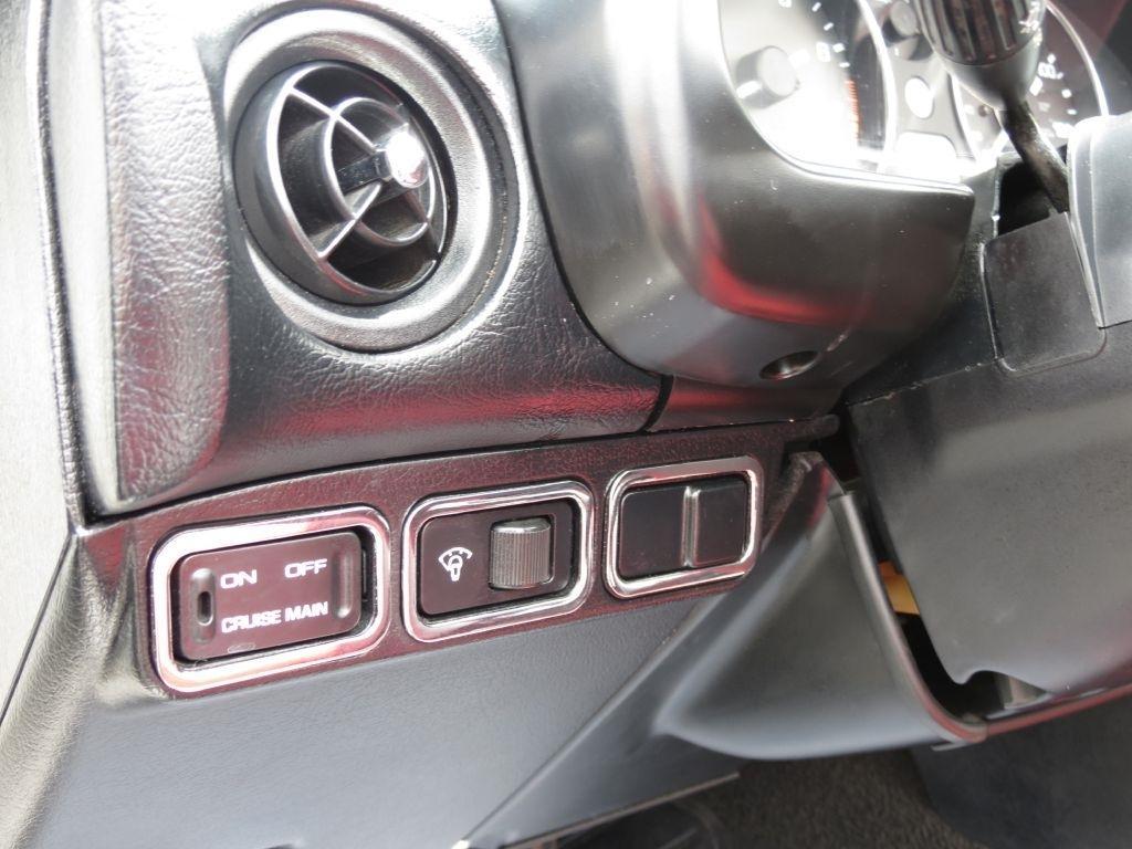 Mazda MX-5 Miata Base 1990
