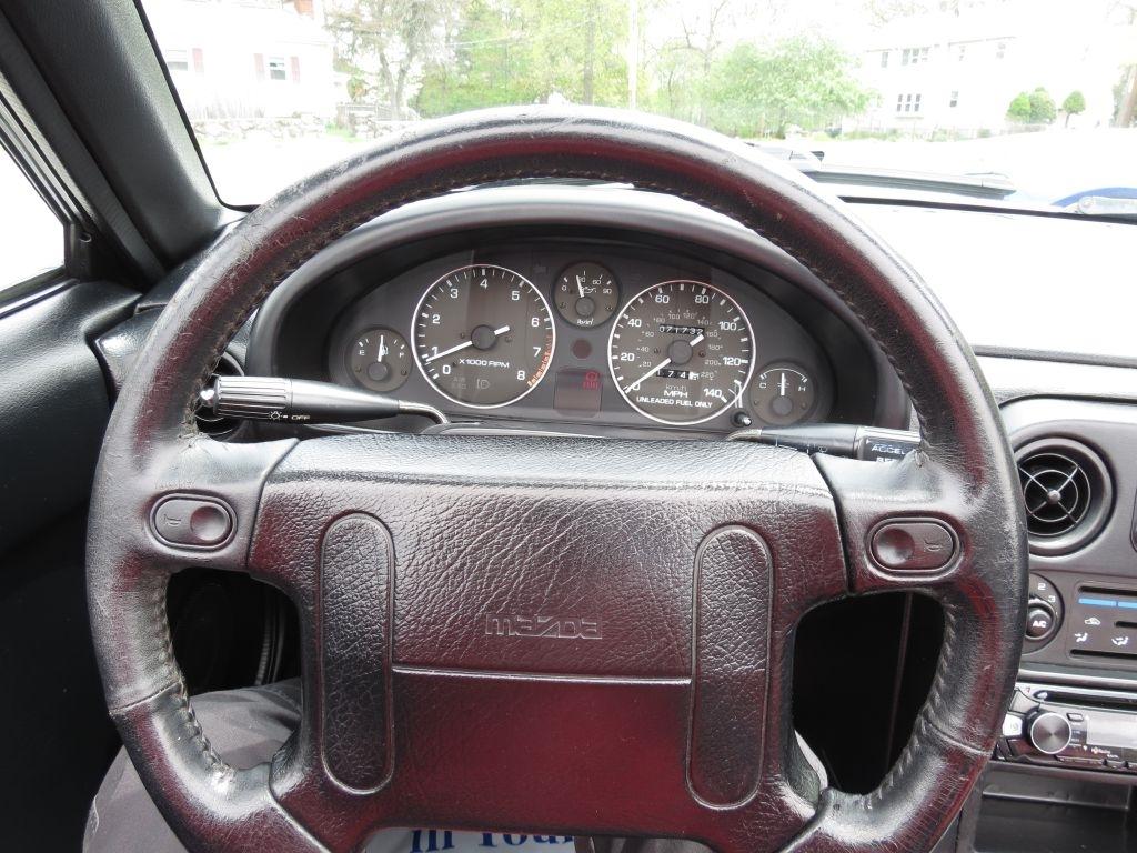 Mazda MX-5 Miata Base 1990