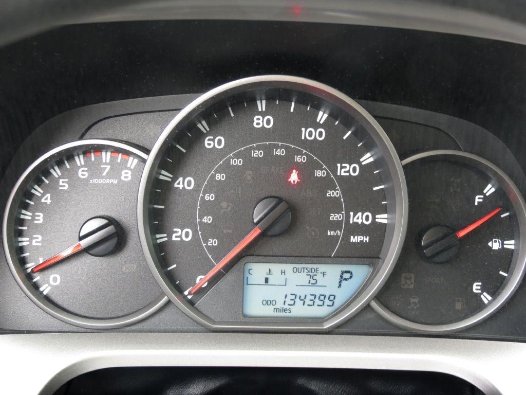 Toyota RAV4 LE AWD 2016