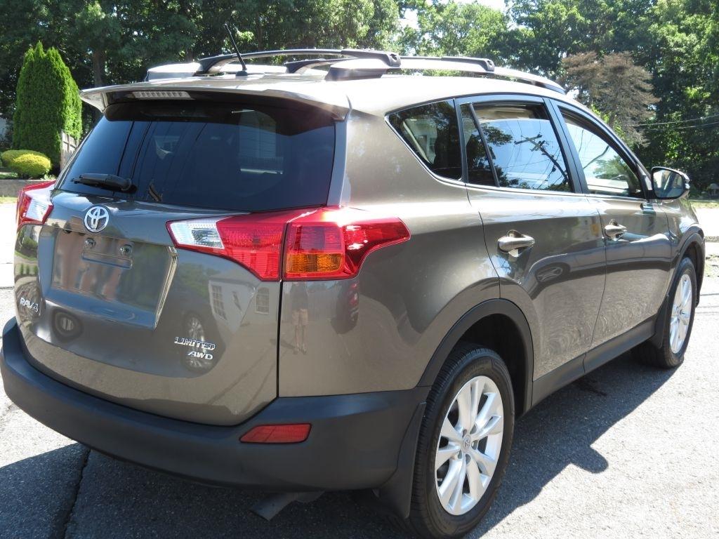 Toyota RAV4 Limited AWD 2015