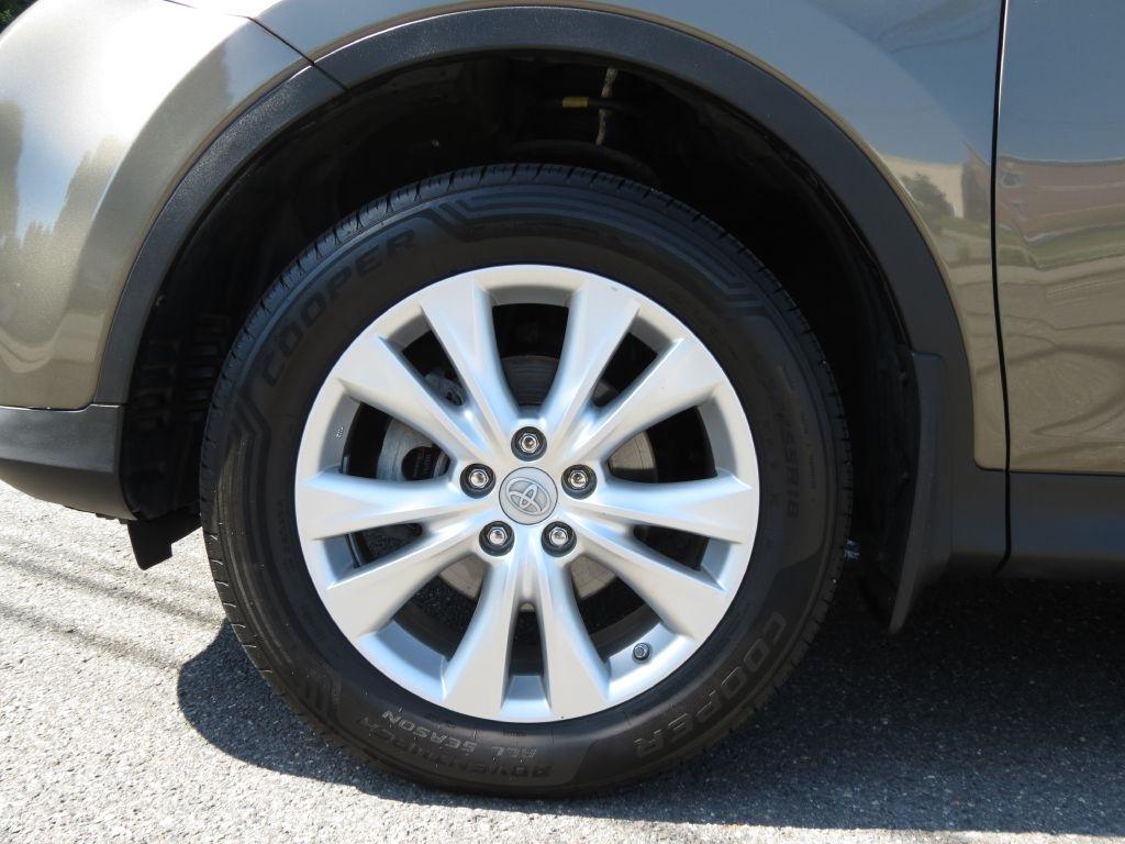 Toyota RAV4 Limited AWD 2015