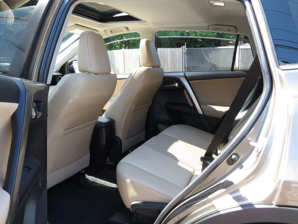 Toyota RAV4 Limited AWD 2015