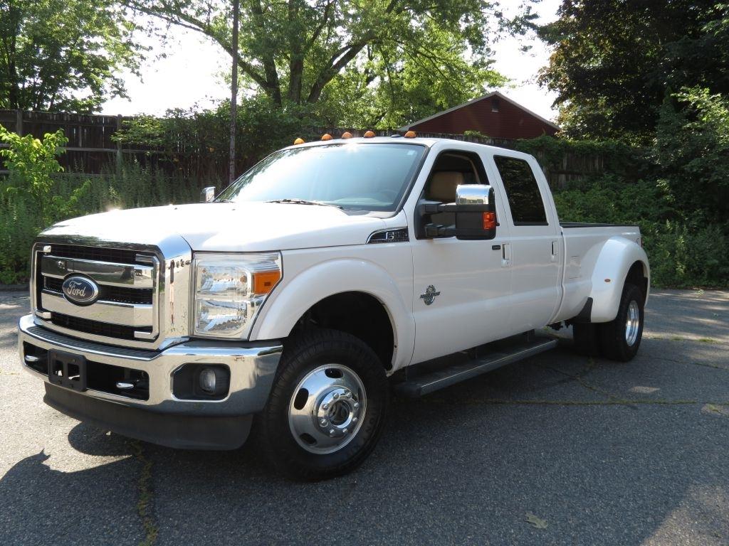Ford F-350 SD Lariat Crew Cab DRW 4WD 2011