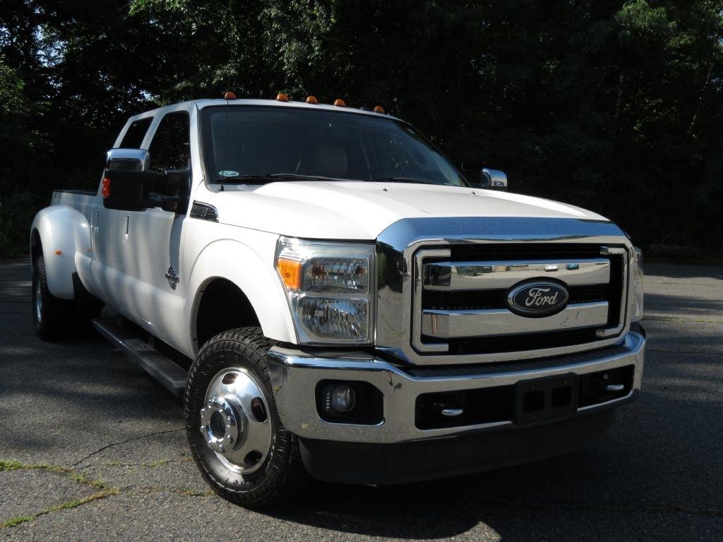 Ford F-350 SD Lariat Crew Cab DRW 4WD 2011