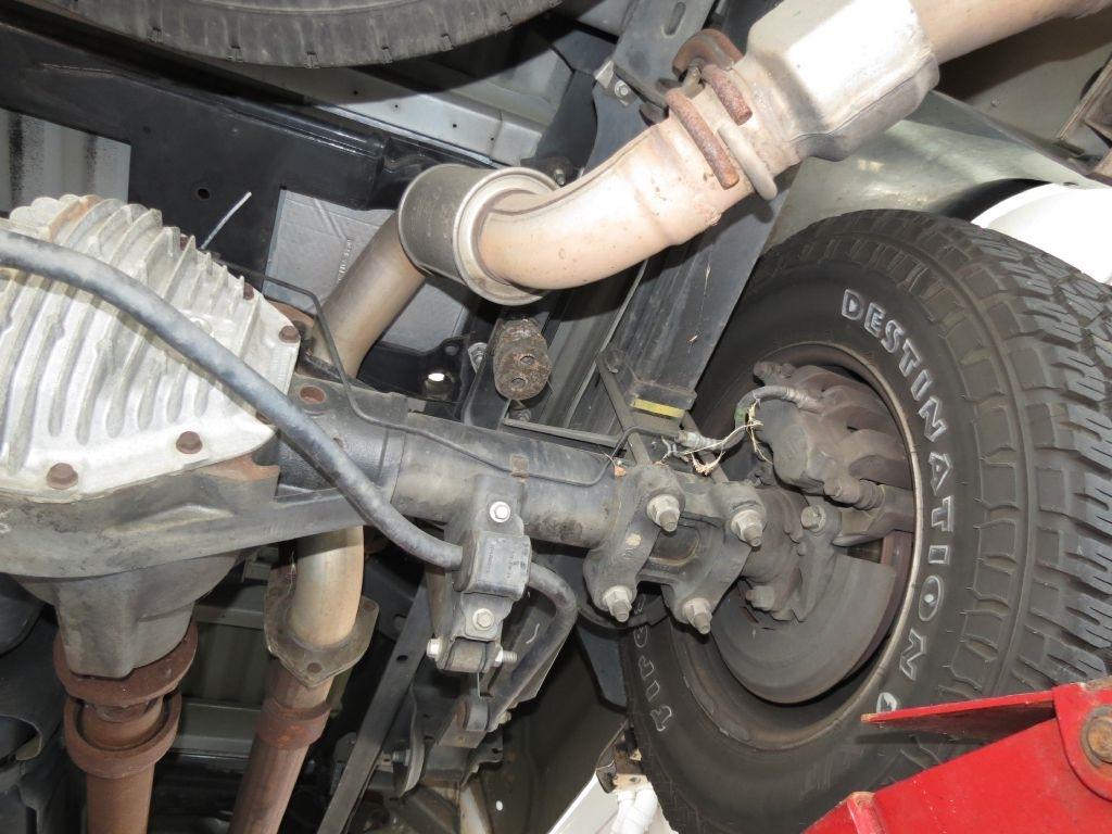 Ford F-350 SD Lariat Crew Cab DRW 4WD 2011