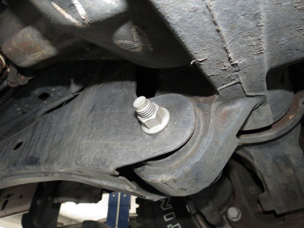 Ford F-350 SD Lariat Crew Cab DRW 4WD 2011
