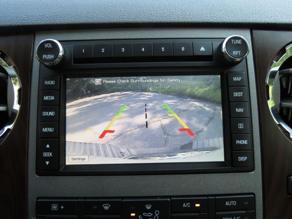 Ford F-350 SD Lariat Crew Cab DRW 4WD 2011