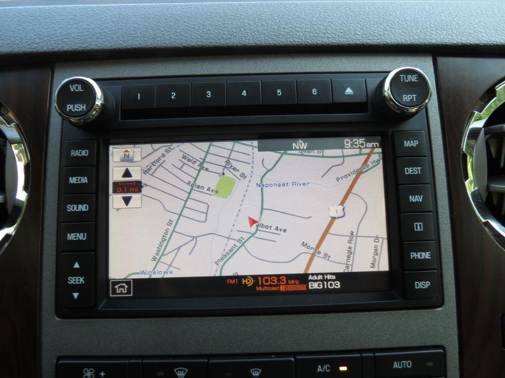 Ford F-350 SD Lariat Crew Cab DRW 4WD 2011