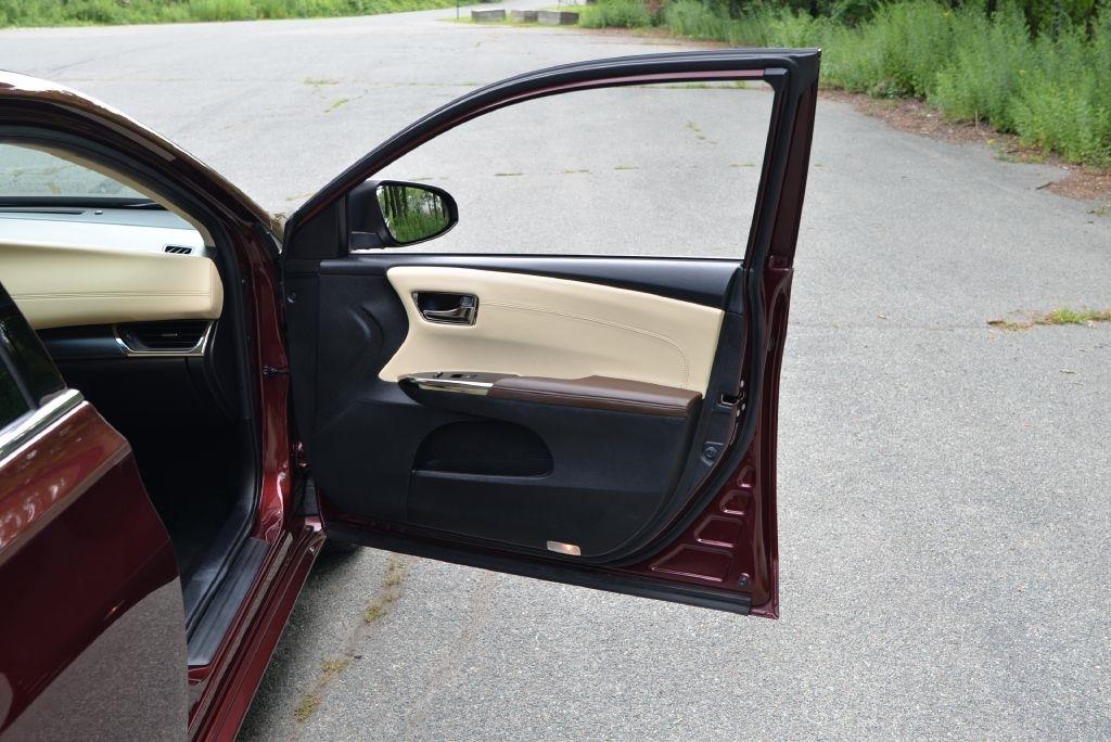 Toyota Avalon XLE 2017