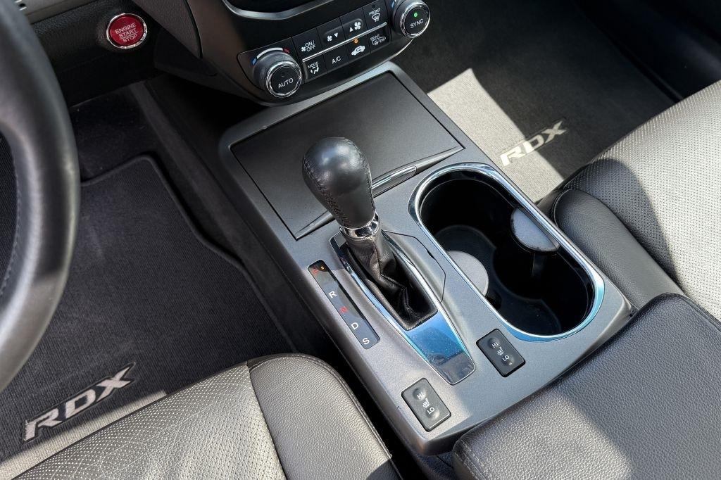 Acura RDX 6-Spd AT AWD w/ Technology Package 2015