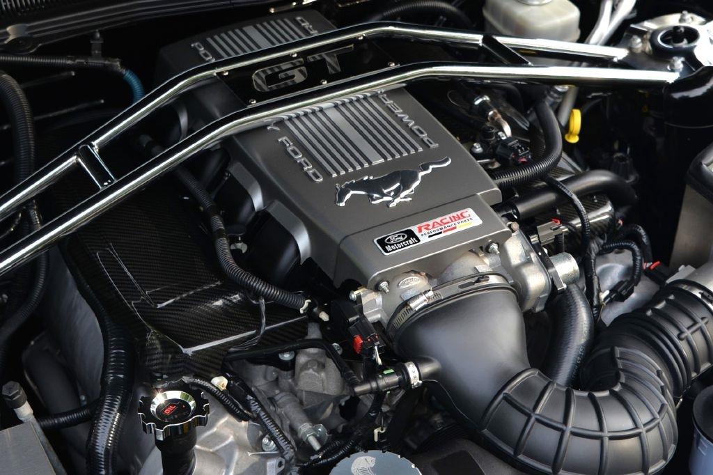 Ford Mustang GT Deluxe Coupe 2007