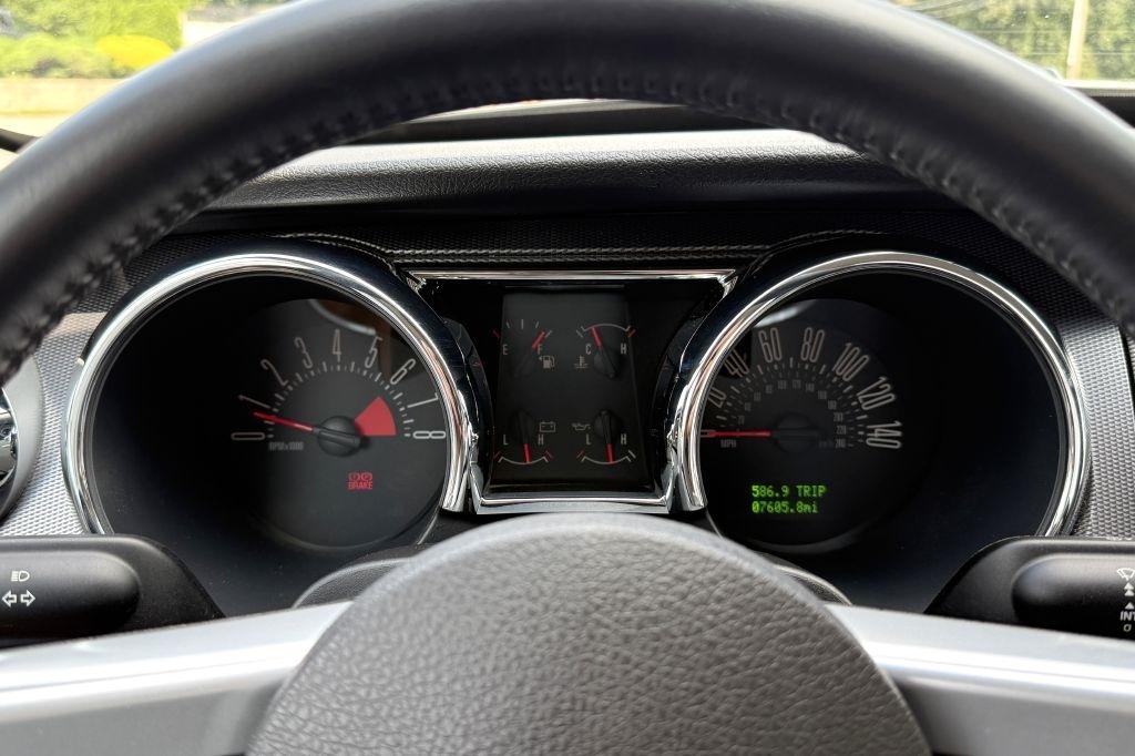 Ford Mustang GT Deluxe Coupe 2007