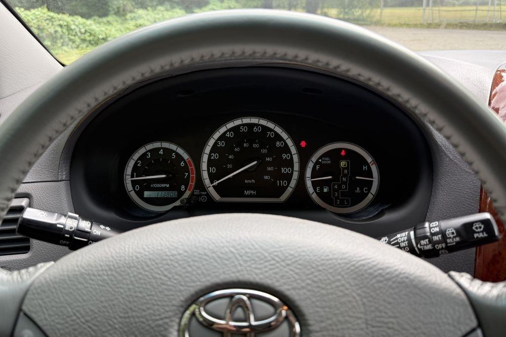 Toyota Sienna XLE 2004