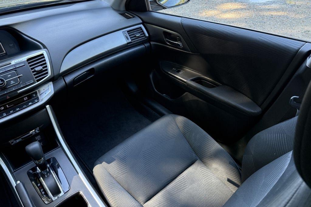 Honda Accord LX Sedan CVT 2015