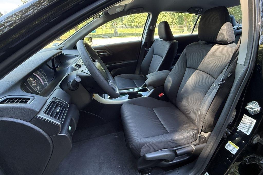 Honda Accord LX Sedan CVT 2015