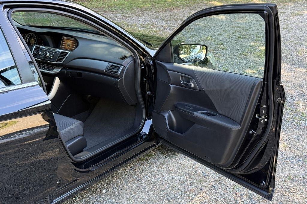 Honda Accord LX Sedan CVT 2015