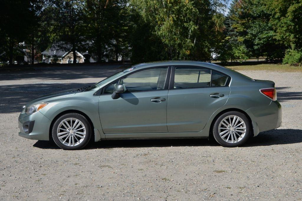 Subaru Impreza Premium Plus 4-Door+S/R 2014