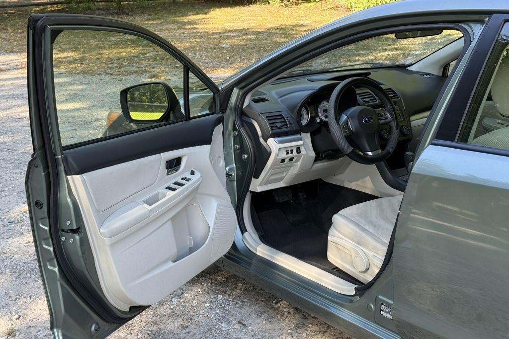 Subaru Impreza Premium Plus 4-Door+S/R 2014