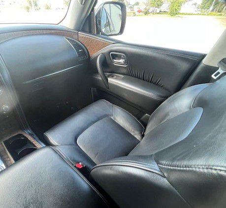 Infiniti QX80 2WD 2017