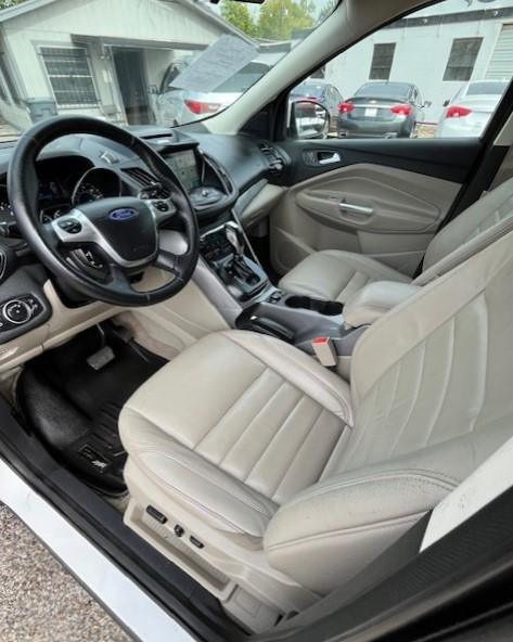 Ford Escape SE FWD 2016